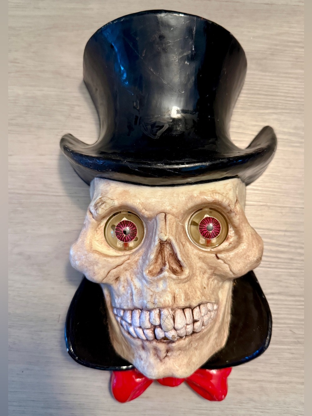 Vtg 1995 Paper Magic Electronic Skull Wall Plaque Animated Lights Sounds-works!
